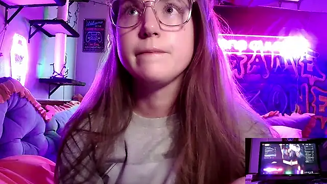 Snapshot of mirannacult chatting on 01-31-25, 06:35 mirannacult online show from 01-31-25, 06:35