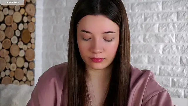 LowOncoming online show from 10-02-25, 01:23