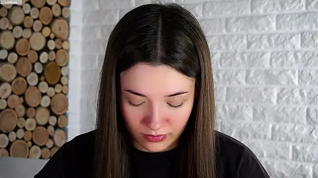 LowOncoming online show from 10-25-25, 02:08