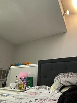 LillShayy online show from 02-13-25, 05:48