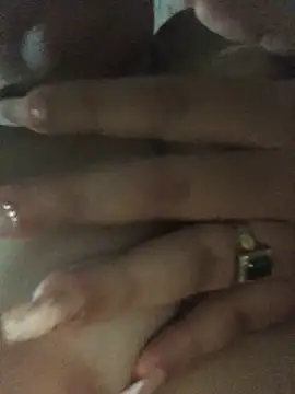 Snapshot of Aninha987 chatting on 01-07-25, 05:43 Aninha987 online show from 01-07-25, 05:43