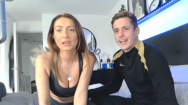 Pollypearson online show from 02-04-25, 10:32