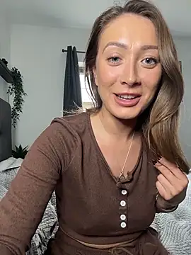 Pollypearson online show from 11-10-25, 11:31
