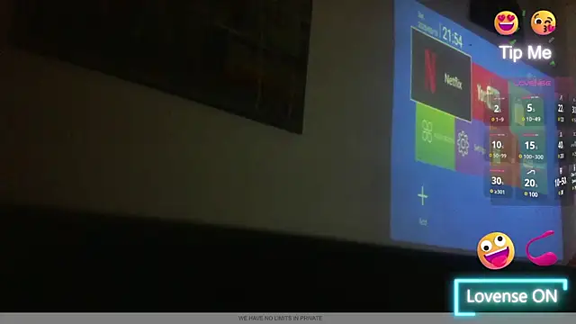 Snapshot of FJcouple chatting on 03-16-25, 03:58 FJcouple online show from 03-16-25, 03:58