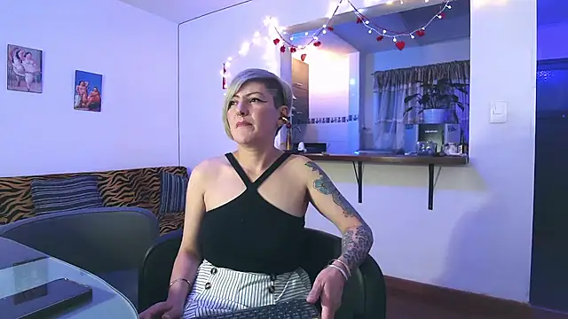 Maria fernandaxxx  online show from 02-22-25, 03:12