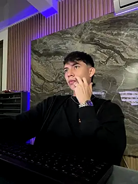 RyanGosslling  online show from 12-01-25, 11:59