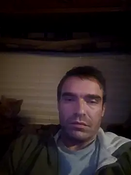 Snapshot of StupidCliff7 chatting on 02-06-26, 08:40 StupidCliff7 online show from 02-06-26, 08:40