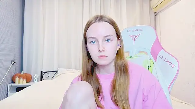 Wild  flowers online show from 11-22-25, 08:08