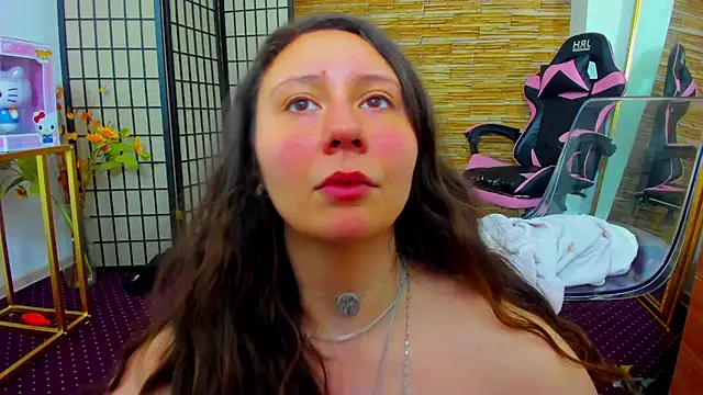 AishaRouhi online show from 01-07-26, 05:43