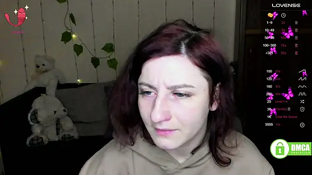 Muse kitty jenia online show from 02-14-25, 06:19