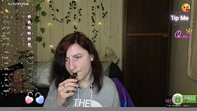 Muse kitty jenia online show from 04-18-26, 07:58