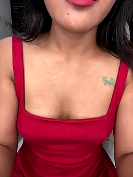 LeisyXO online show from 12-08-24, 11:51