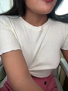 LeisyXO online show from 02-02-25, 04:48