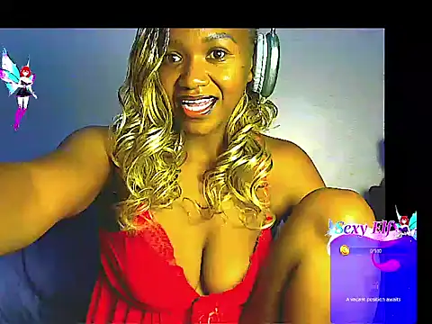 Snapshot of lilylovexx chatting on 01-13-26, 03:45 lilylovexx online show from 01-13-26, 03:45