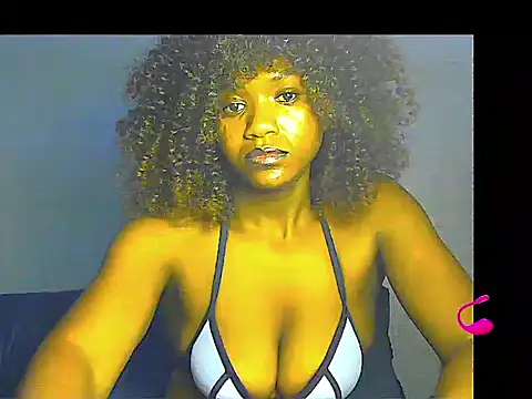 Snapshot of lilylovexx chatting on 02-06-26, 12:26 lilylovexx online show from 02-06-26, 12:26