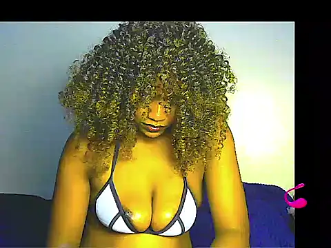 Snapshot of lilylovexx chatting on 02-15-26, 08:38 lilylovexx online show from 02-15-26, 08:38