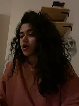 Curvydesifromgermany online show from 12-30-24, 03:46