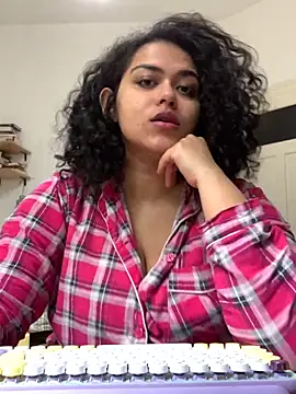 Curvydesifromgermany online show from 09-18-25, 10:39