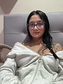 mariiana-diaz online show from 03-23-26, 02:59