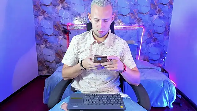 Damon Bakert online show from 06-16-26, 01:25