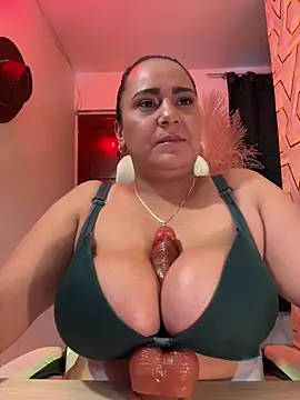 Snapshot of lenny_boobs chatting on 04-01-26, 11:22 lenny boobs online show from 04-01-26, 11:22