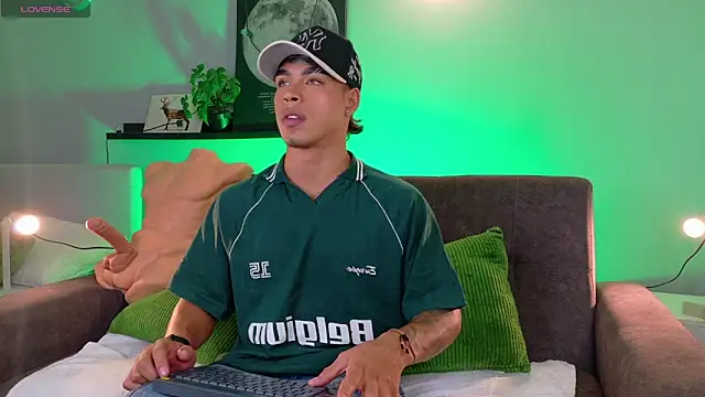 Ken-boy  online show from 04-09-26, 08:53