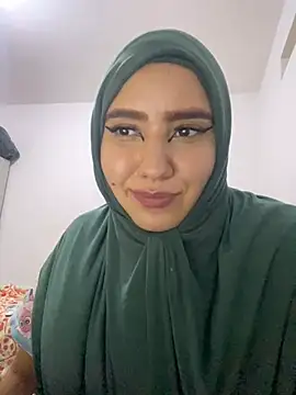 hannahayat online show from 12-17-24, 12:01