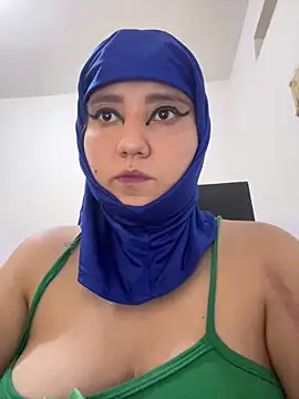 hannahayat online show from 05-18-26, 03:40