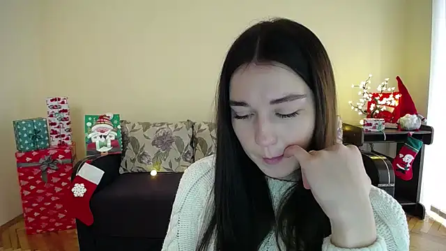 Snapshot of Pretty_shy chatting on 12-27-24, 08:24 Pretty shy online show from 12-27-24, 08:24