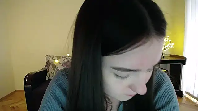 Snapshot of Pretty_shy chatting on 01-09-25, 12:30 Pretty shy online show from 01-09-25, 12:30