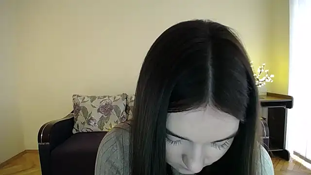 Snapshot of Pretty_shy chatting on 01-13-25, 08:58 Pretty shy online show from 01-13-25, 08:58