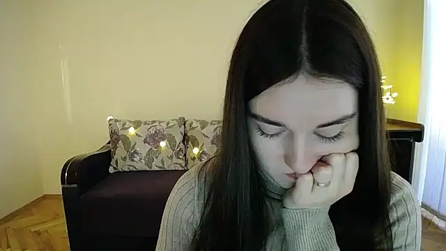 Snapshot of Pretty_shy chatting on 01-29-25, 12:35 Pretty shy online show from 01-29-25, 12:35