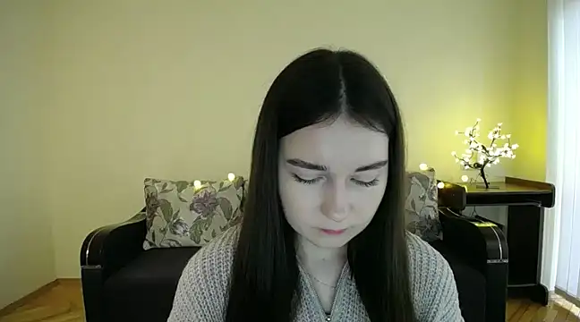 Snapshot of Pretty_shy chatting on 02-03-25, 08:35 Pretty shy online show from 02-03-25, 08:35