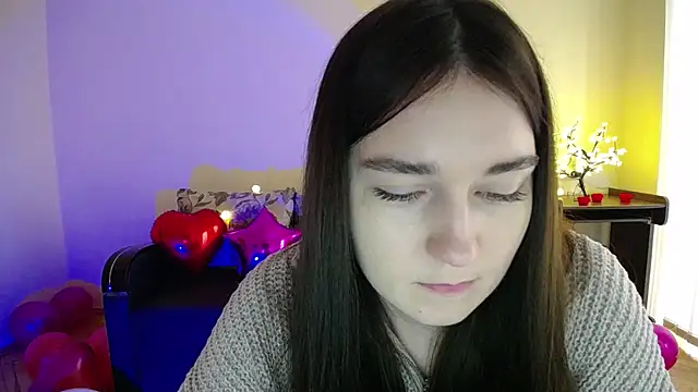 Snapshot of Pretty_shy chatting on 02-14-25, 12:47 Pretty shy online show from 02-14-25, 12:47