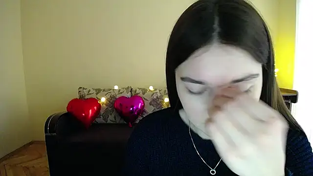 Snapshot of Pretty_shy chatting on 02-28-25, 12:31 Pretty shy online show from 02-28-25, 12:31