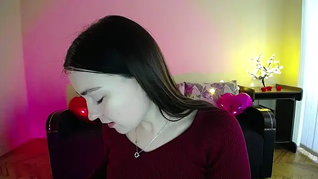 Snapshot of Pretty_shy chatting on 03-07-25, 02:56 Pretty shy online show from 03-07-25, 02:56