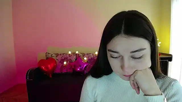 Snapshot of Pretty_shy chatting on 03-17-25, 12:04 Pretty shy online show from 03-17-25, 12:04