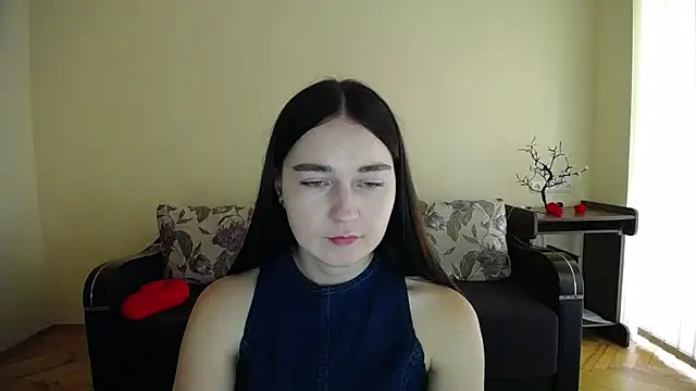Snapshot of Pretty_shy chatting on 09-22-25, 08:49 Pretty shy online show from 09-22-25, 08:49