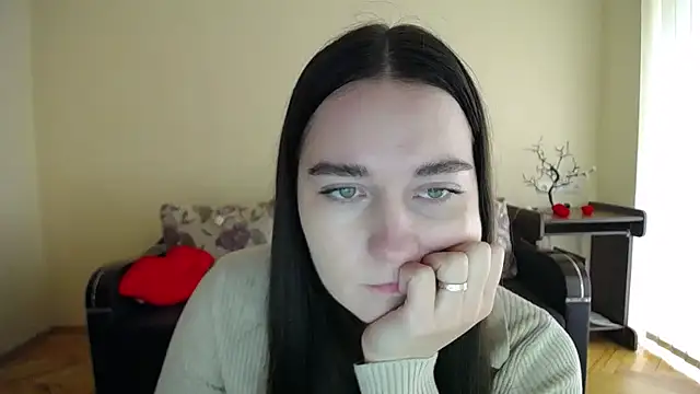 Snapshot of Pretty_shy chatting on 10-03-25, 08:00 Pretty shy online show from 10-03-25, 08:00