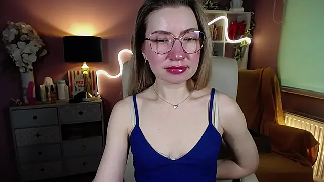 Mia Tasty online show from 02-21-25, 11:22