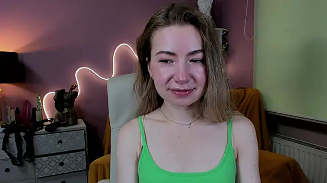 Mia Tasty online show from 09-12-25, 06:35