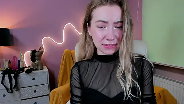 Mia Tasty online show from 09-17-25, 06:48