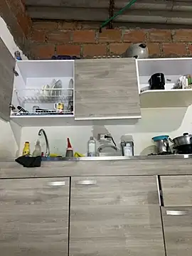 Emiily lee online show from 02-22-25, 03:23