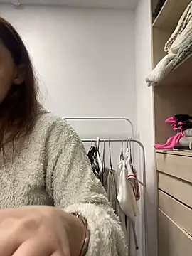 AnaWest online show from 09-22-25, 06:15