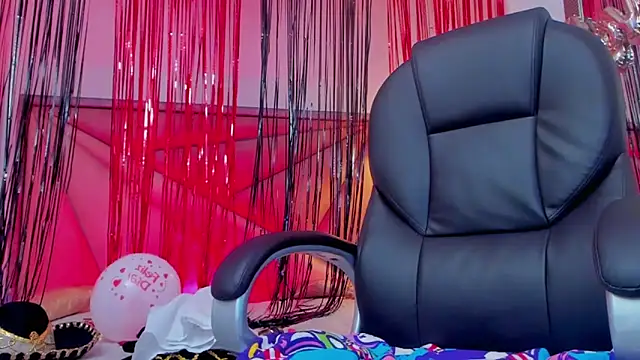 BonnieCute  online show from 02-15-25, 07:27