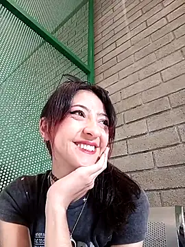 BonnieCute  online show from 05-21-26, 07:32