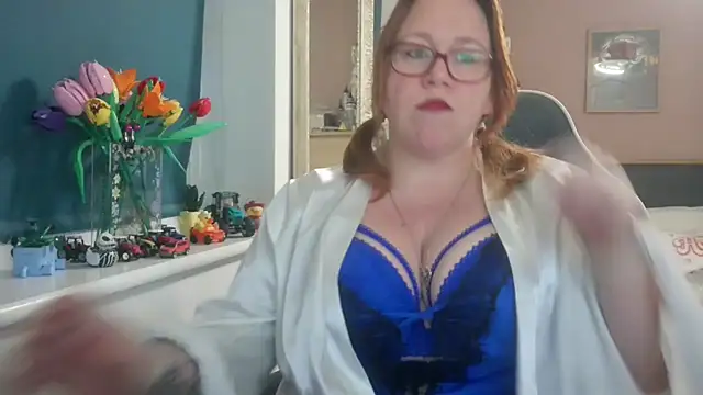 Snapshot of NikiDeeOfficial chatting on 06-07-26, 08:56 NikiDeeOfficial online show from 06-07-26, 08:56