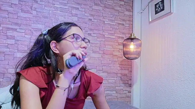 nextdoor fantasy1 online show from 03-31-26, 08:20