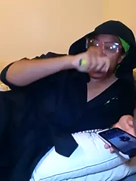 madamsensuale online show from 12-31-24, 11:28