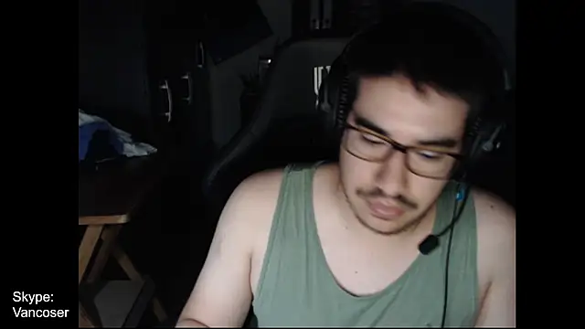 thealfawolf01 online show from 02-06-25, 11:32